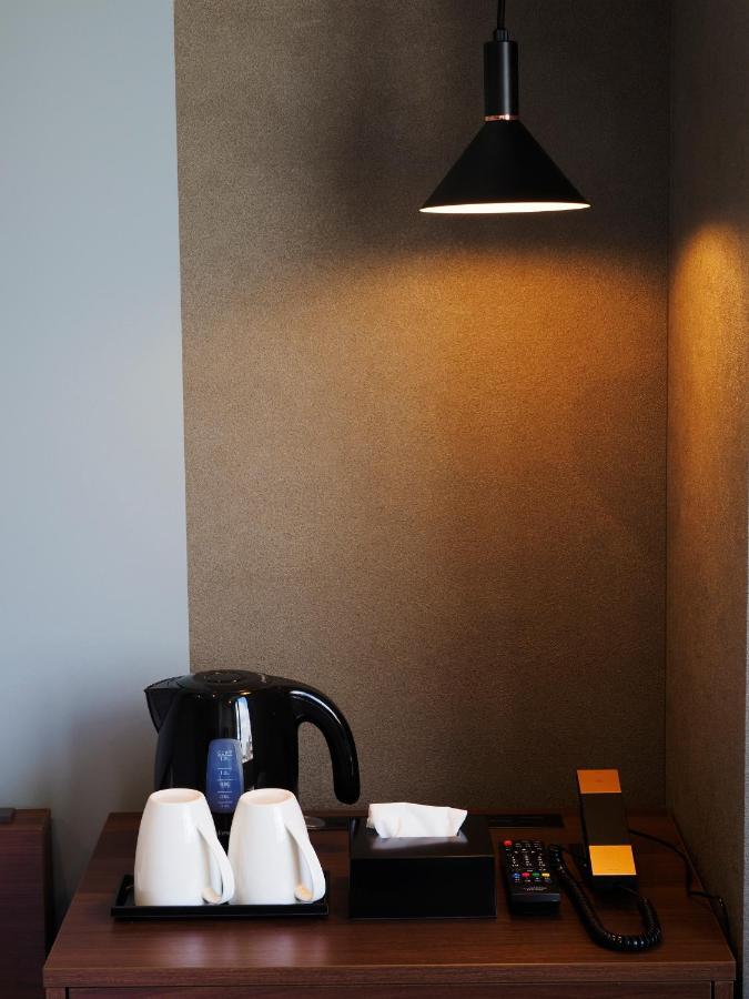The Box Hotel Kyoto Exterior photo